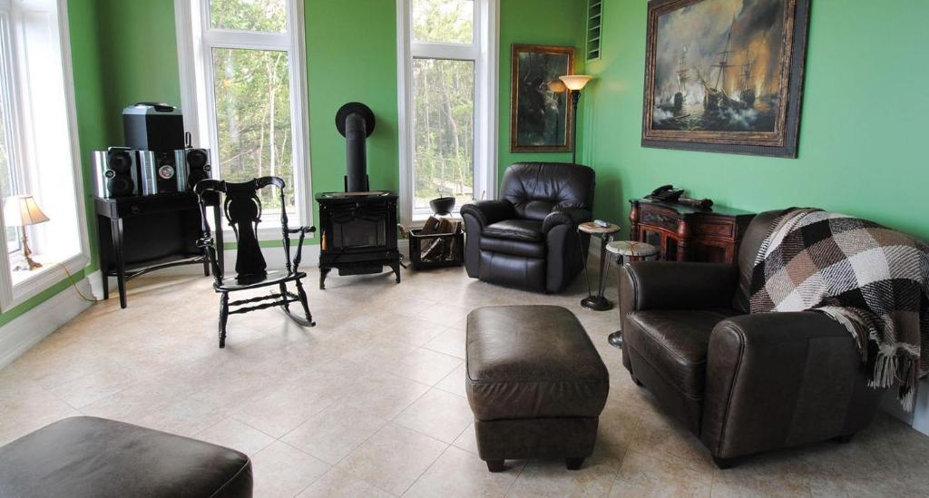 Cliffside Bed & Breakfast Culloden Bagian luar foto